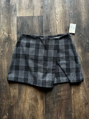 90s Style Plaid Mini Skort